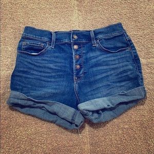 Hollister High Rise 5” Shorts Size 7